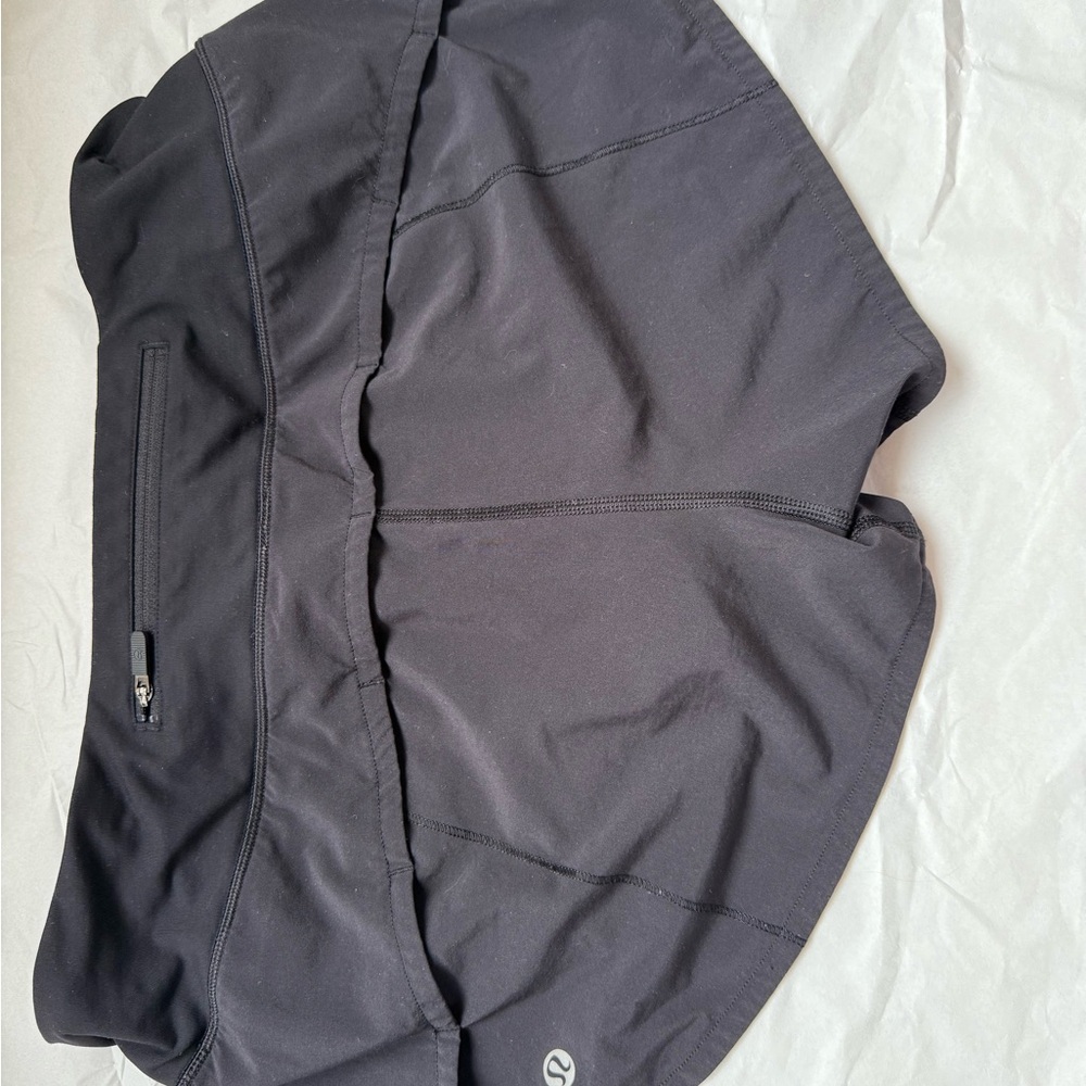 NWOT lululemon speed up 2.5 shorts